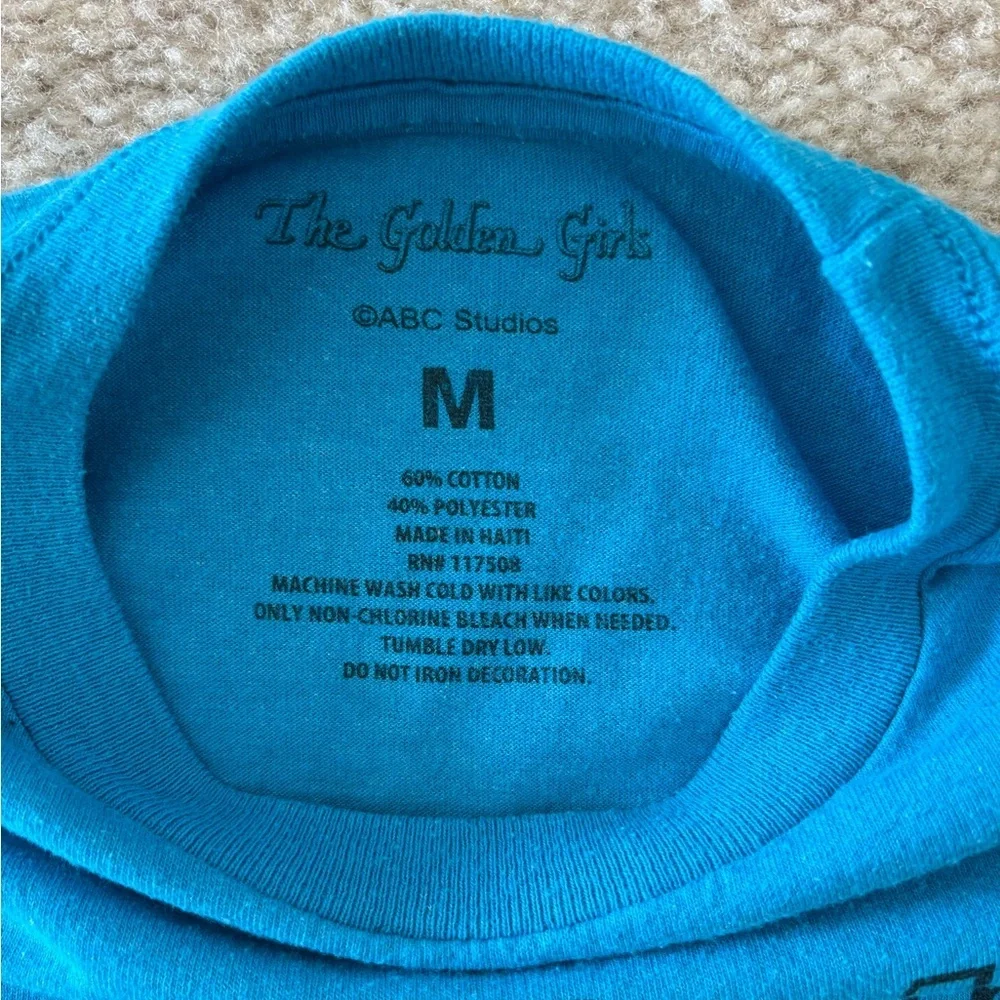 Golden Girls “Stay Golden” Graphic T-Shirt - Picture 3 of 5